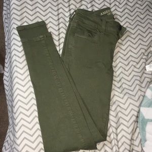 olive green american eagle pants